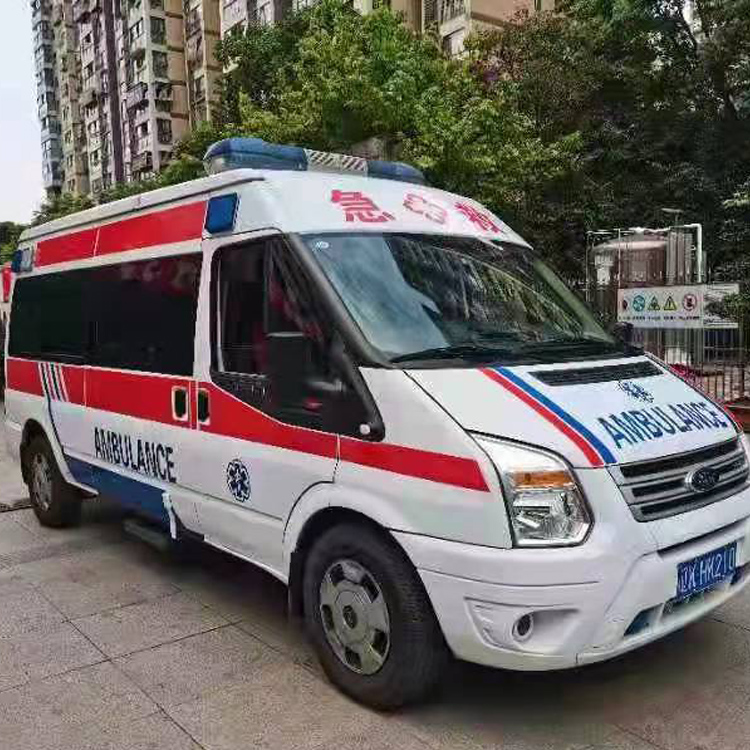 定兴长途救护车护送病人返乡